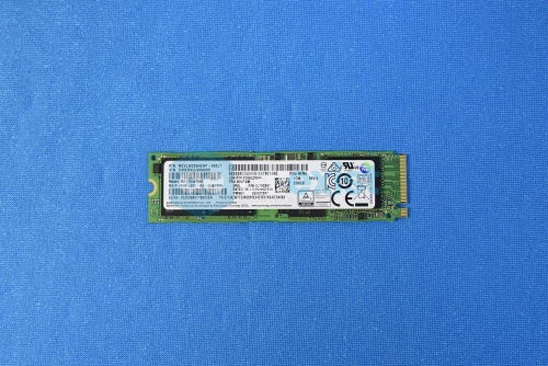 SSD  256GB M.2 SSD PCIe NVMe MZ-VLW2560 00UP436 AIO-520-24IKL, P71