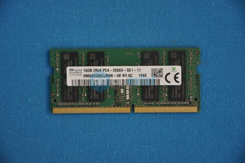   16Gb HYNIX HMA82GS6CJR8N-VK DDR4 2666 SODIMM  3