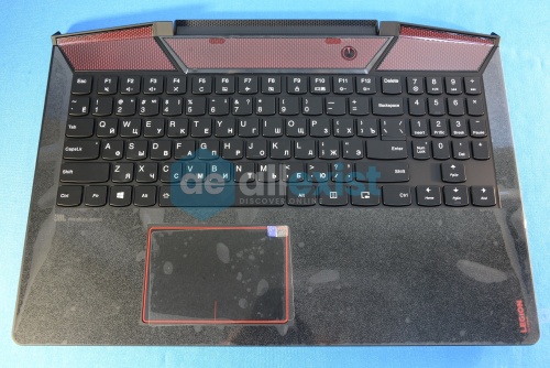 Топкейс с клавиатурой и тачпадом для ноутбука Lenovo Y720-15IKB 5CB0N67225